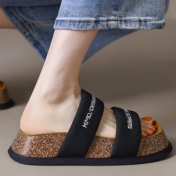 Kadın Flats Terlik Moda platform sandaletler 2022 Yeni Yaz Burnu açık ayakkabı Flip Flop Tasarımcı Slaytlar Plaj Spor Kadın Ayakkabı