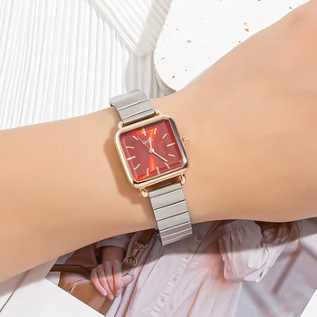 Kadınlar İçin Saatler 2022 En Çok Satan Ürünler Lüks Marka Reloj Mujer Yeni Kare Gümüş Kutu Lüks Basit Kuvars Bayanlar