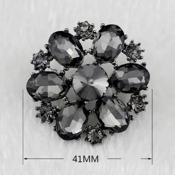 Yeni High-end 31mm 41mm Şık Parlak Siyah ve Beyaz Kristal Çiçek Düğmeleri DIY Ceket Vizon Giyim Taklidi Düğmeleri