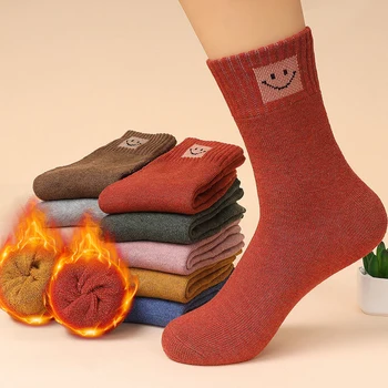 5pairs Kış Termal Çorap Kadın Gülen Kalın Pamuklu Yüksek Kaliteli Havlu Sıcak Moda Harajuku İş Temelleri Mutlu Erkekler Çorap