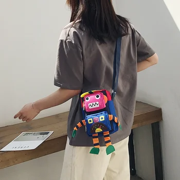 Rahat omuzdan askili çanta Kore Versiyonu Kız Mini Tuval Komik Robot Telefonu Çanta Komik Kawaii Kontrast Renk Crossbody Çanta 2022 Sıcak